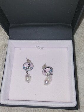 drop earings Saturn orb